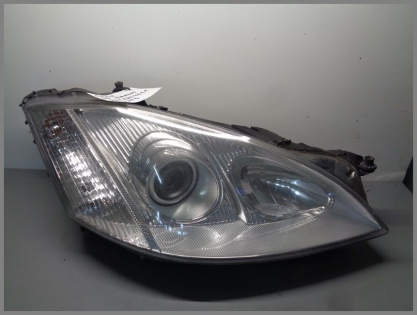 Mercedes W221 H7 Front Headlight Right 2218204661 Original