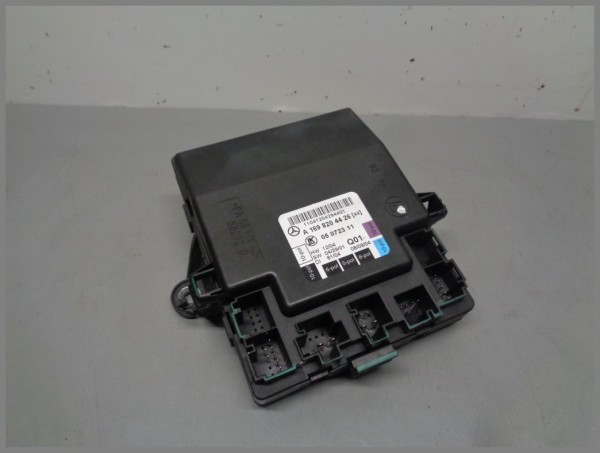 Mercedes Benz MB W169 A-Class Door Control Unit Front Right 1698204426 Original