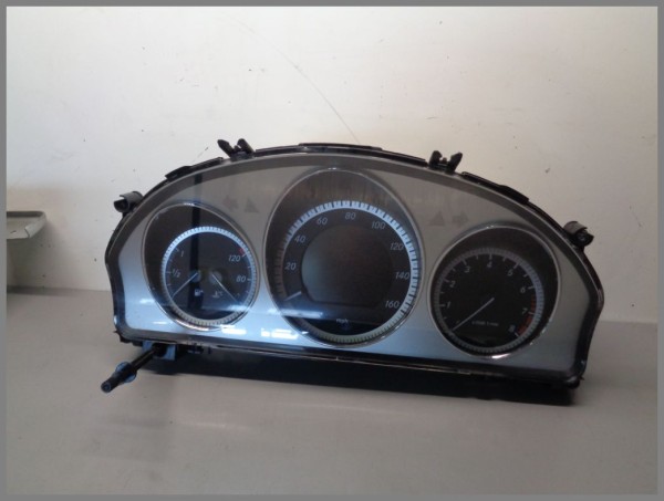 Mercedes Benz MB W204 C-Class speedometer instrument cluster 2045406548 original