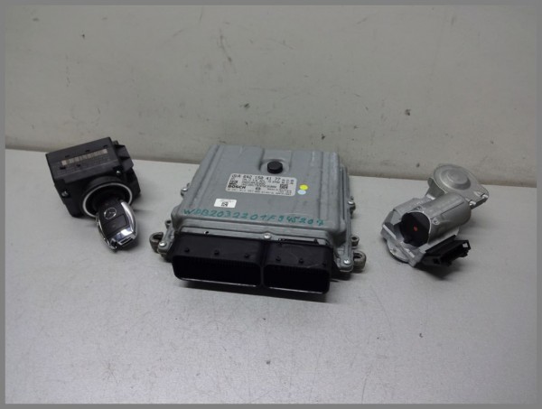 Mercedes MB W203 320CDI engine control unit 6421504177 BOSCH 0281013987