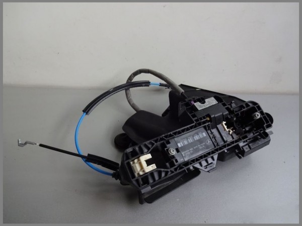 Mercedes Benz W204 C-Class door lock Rear Right 2047300435