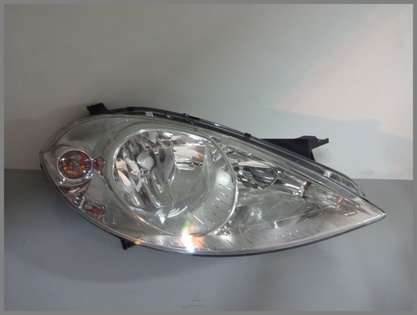 Mercedes Benz W169 A-Class Headlight Right 1698200261