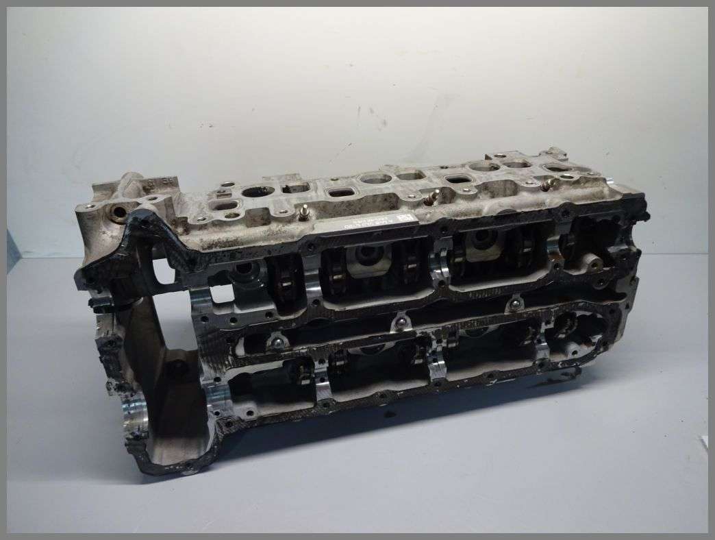 Mercedes Benz OM642 V6 Zylinderkopf 6420106720 6420163901 CDI 