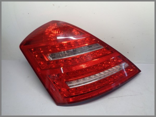 Mercedes Benz MB W221 MOPF Rückleuchte Rücklicht LINKS 2218201364 Original