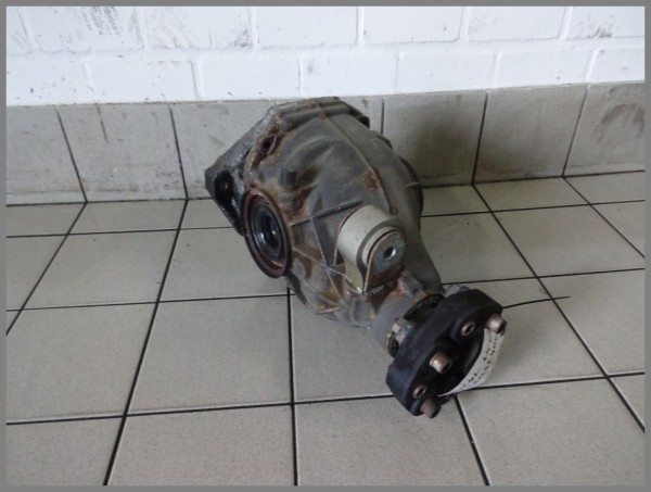 Mercedes Benz W204 CDI Differential 182tkm 2,47 rear axel gearbox 2043501314