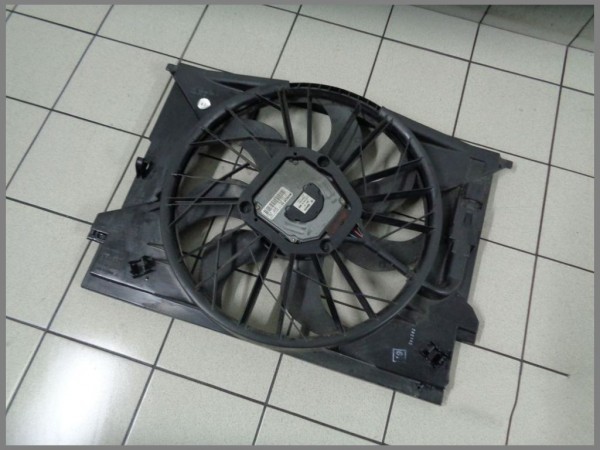 Mercedes Benz W211 E-Klasse Lüftermotor Lüfterzarge Lüfter E-Lüfter 2115000593