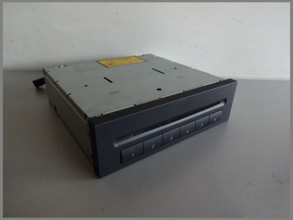 Mercedes Benz MB W211 CD changer 6 compartment 2118703889 MH3511 Original MP3