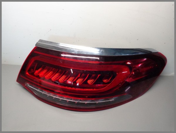 Mercedes X253 GLC Rückleuchte Rücklichte RECHTS 2539060702 Original -defekt-