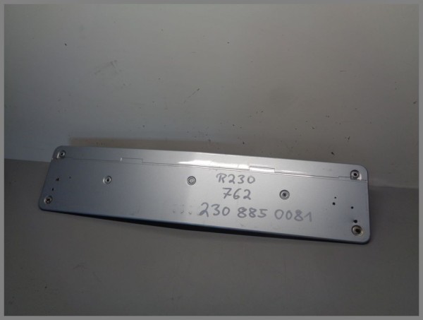 Mercedes R230 Nummernschildhalter Kennzeichenhalter Vorne 2308850081 762 Tellursilber