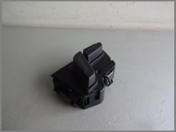 Mercedes Benz MB W204 seat adjuster seat adjustment 2048709010 switch