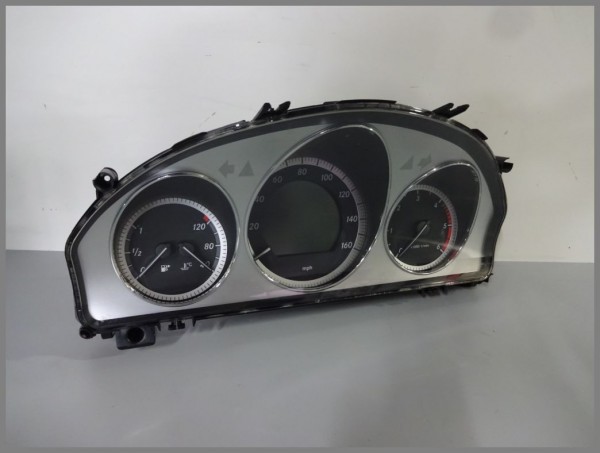 Mercedes Benz MB W204 C-Class speedometer instrument cluster 2049004402 original