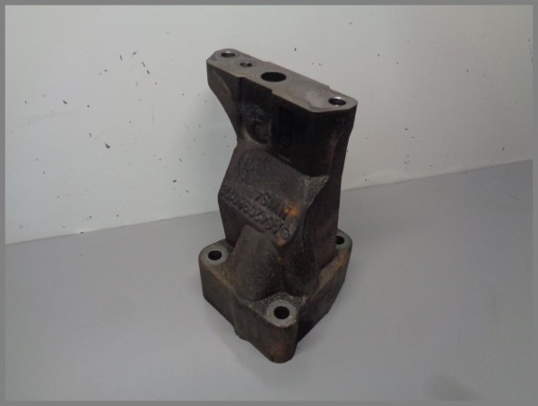 Mercedes W212 OM642 Turbolader Halter Halterung Turbo Träger 6420960100 Original