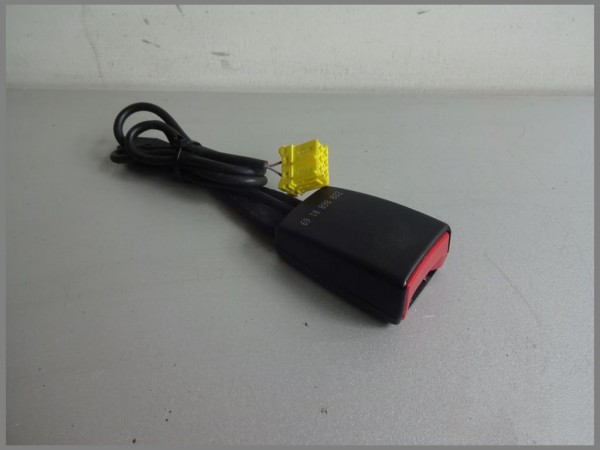 Mercedes Benz W220 S-Klasse Gurtschloss Schloss Vorne Links 2208601069 Original