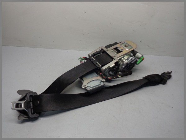 Mercedes Benz W204 C-Class seat belt LEFT 2048607585