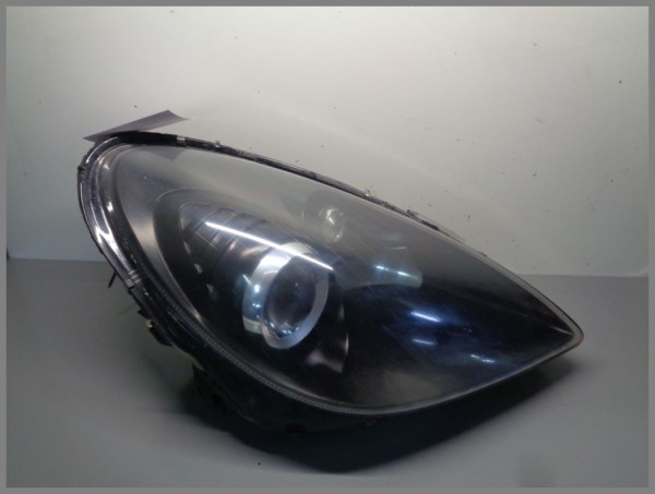 Mercedes-Benz R171 SLK Headlight H7 Right 1718203261 Genuine Black