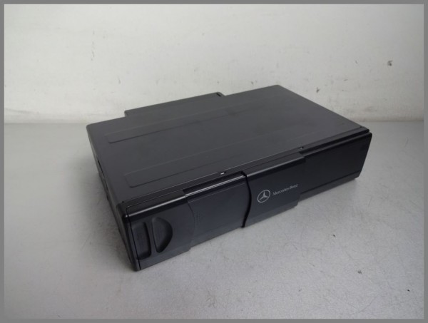 Mercedes Benz W203 MOPF CD changer 6 compartment 2208274642 MC3330 Original