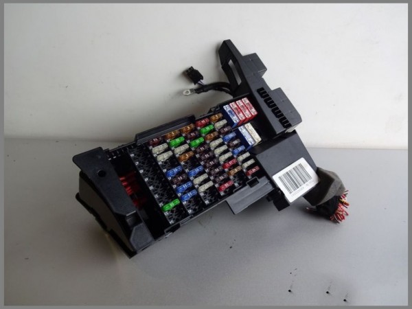 Mercedes Benz W169 W245 fuse box relay box 1695450540 original