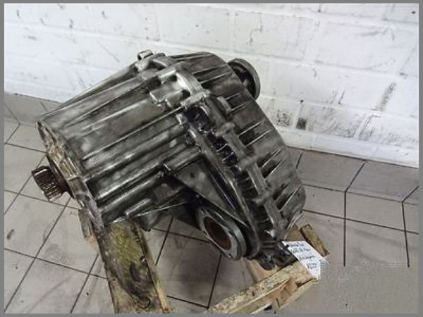 Mercedes Benz W163 Verteilergetriebe Getriebe Mittelgetriebe 1632800800 131tkm