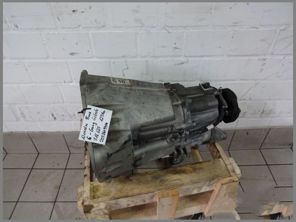 Mercedes Benz W208 W203 Manual Transmission 716627 123tkm 6 Speed ??Transmission 2032609400