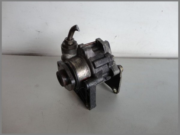 Mercedes Benz W210 E-Class Servo Pump Hydraulic Servo Pump 0024661001 220CDI