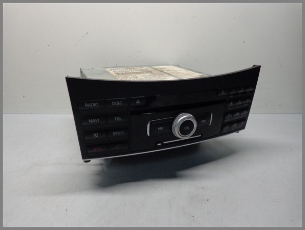 Mercedes Benz W212 W204 E-Klasse Navi CD Player Radio 2129004108 Original