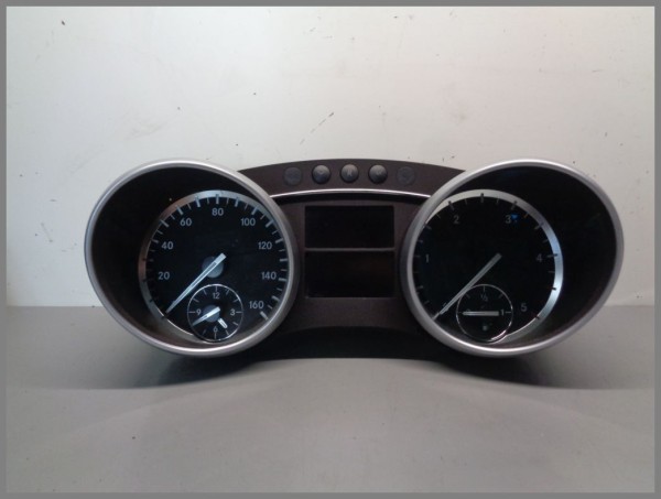 Mercedes R251 W164 Mopf Tacho Kombiinstrument 1649008400 VDO A2C53361687