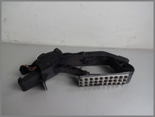 Mercedes Benz R171 W211 Gas Pedal Gaspedal Fahrpedalsensor 1713000104 Original
