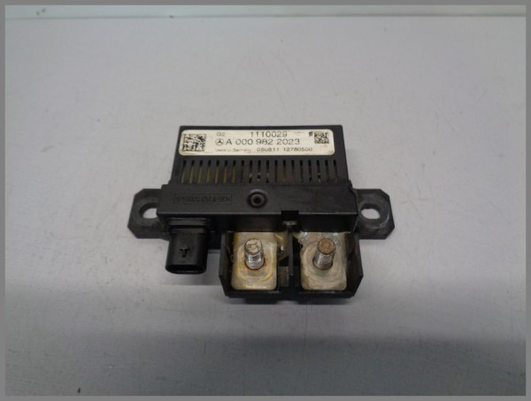 Mercedes Benz W204 Start - Stop Relay Control Unit Backup Battery 0009822023 Original