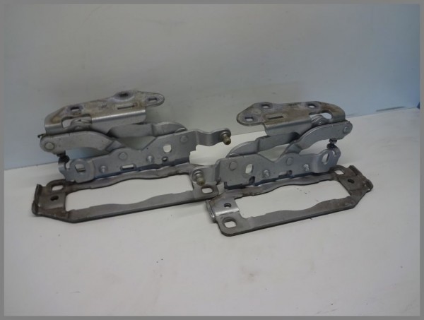 Mercedes Benz W204 Motorhaubenscharniere 744 SILBER 2048800728 &amp; 2048800828