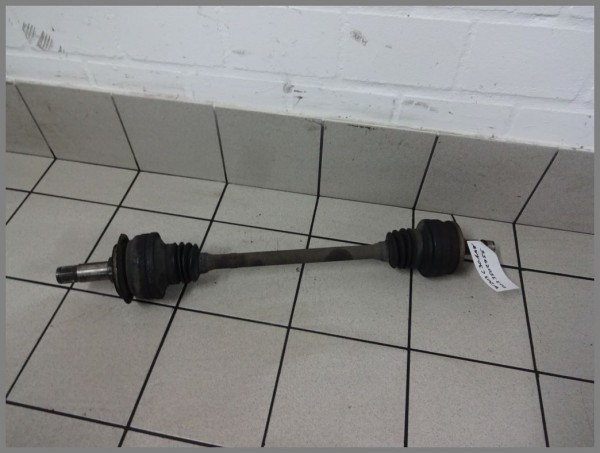 Mercedes Benz W203 C30 AMG Antriebswelle Welle Gelenkwelle 2033502956 Original