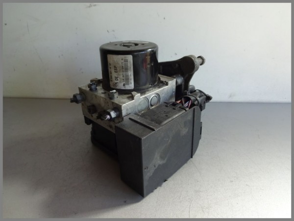 Mercedes Benz MB W204 hydraulic block ESP ABS 2044311912 2049012400 Orig.