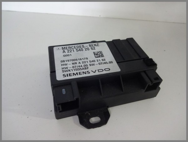 Mercedes Benz W204 Steuergerät Kraftstoffpumpe 2215402062 Siemens 5WK11555ABF