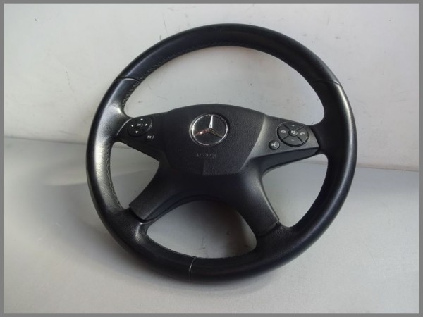 Mercedes Benz W204 Lenkrad 2044600303 9E84 Schwarz Lederlenkrad komplett L81