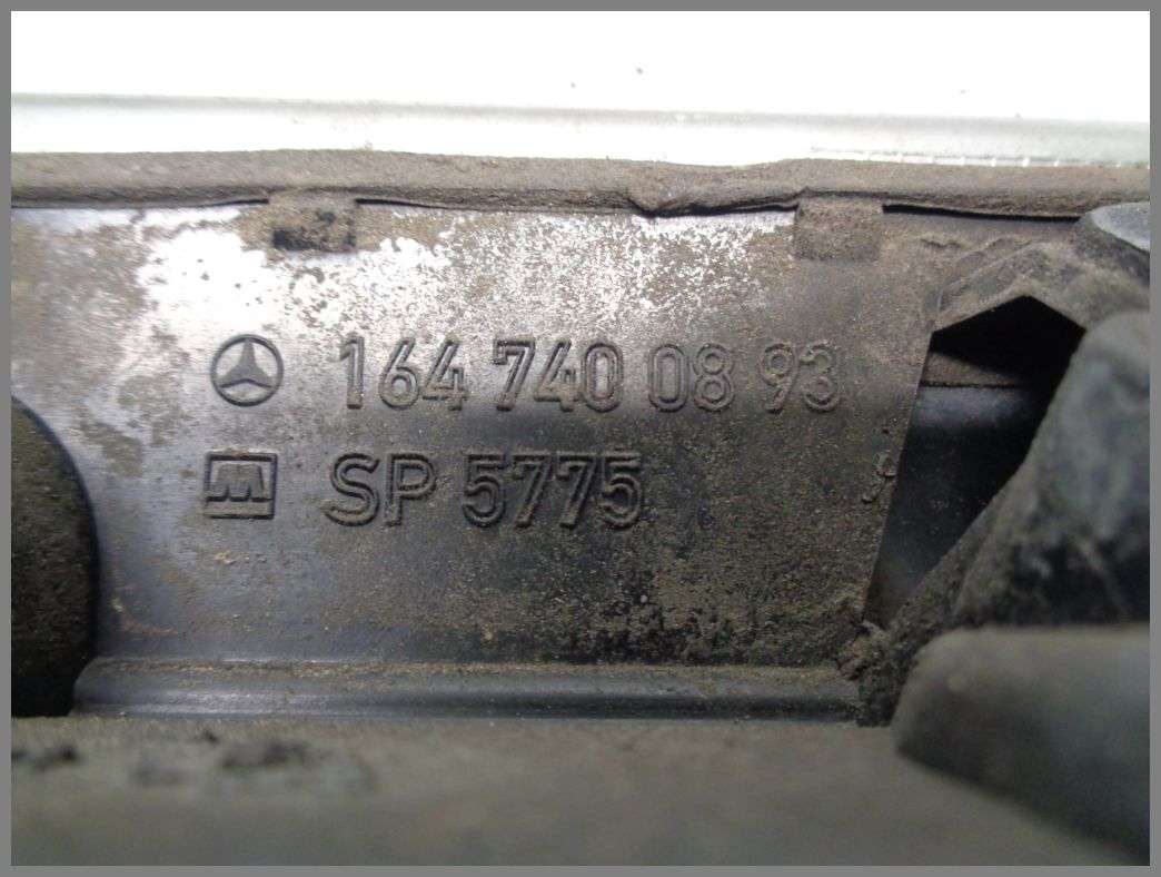 Mercedes Benz W164 ML-Klasse Heckklappe Verkleidung Heckblende 