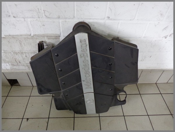 Mercedes W208 M113 V8 Engine Cover Cover 1130900201 0040941604 Original