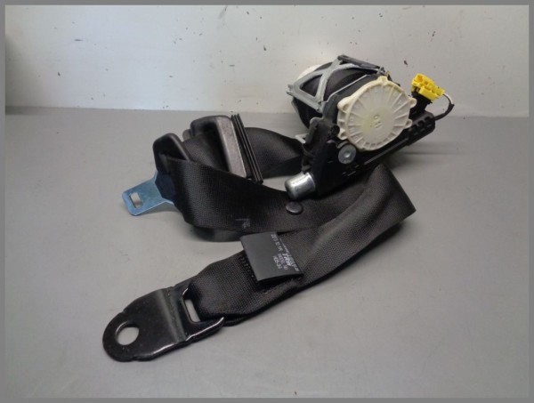 Mercedes Benz W251 Seatbelt Rear Right Side 3. Seat Backside 2518600685 9C94 Black