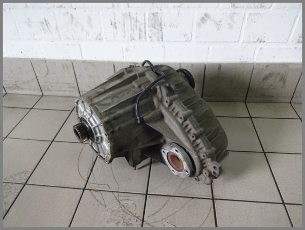 Mercedes Benz W163 Verteilergetriebe Getriebe Mittelgetriebe 1632800800 133tkm