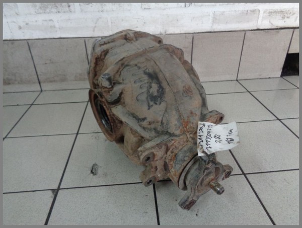 Mercedes Benz W211 differential 167tkm 2.82 rear axle 2113509714