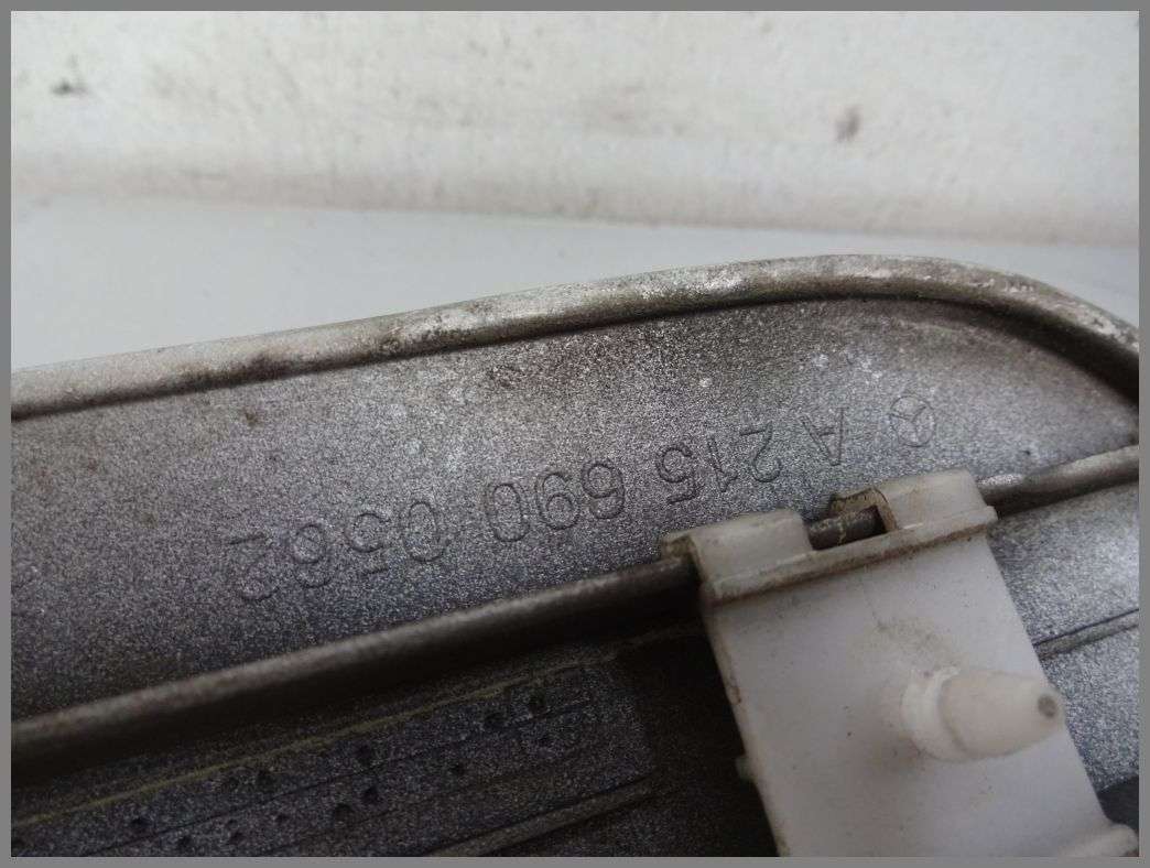 Moulure De Pare-Choc Arrière Gauche Pour Mercedes CL500 C215 2004 (RHD) - Pièce D'occasion A2156900562