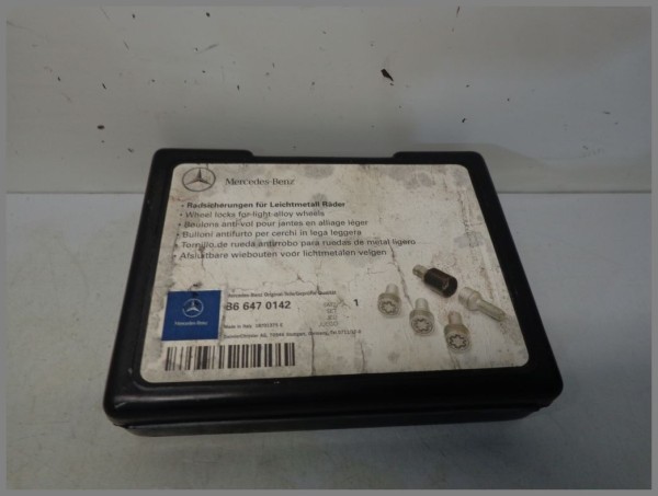 Mercedes Benz W205 Radschrauben Felgenschloss Radsicherung 0019901607 SET