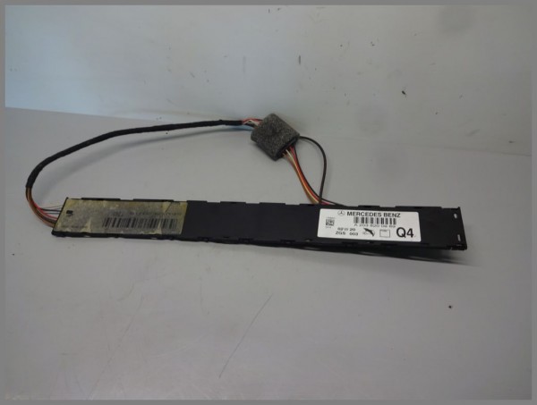 Mercedes Benz MB W203 C-Class antenna amplifier 2038200989