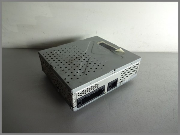 Mercedes Benz MB W211 W219 AGW BASIS Gateway BECKER 2118706689 Verstärker BE6031
