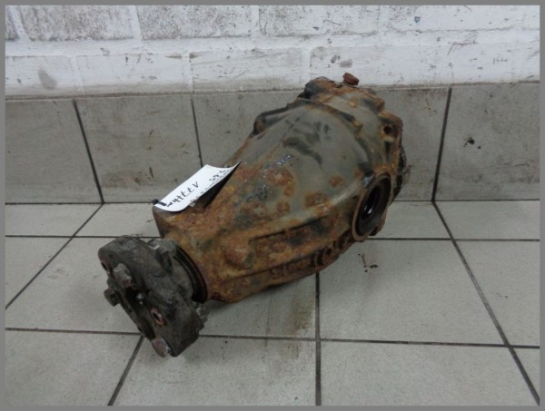Mercedes Benz MB W203 Differential 2.65 Rear axle 2033505514 177tkm