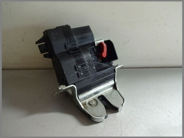 Mercedes Benz MB W203 COMBI Tailgate lock REAR lock 2037400235
