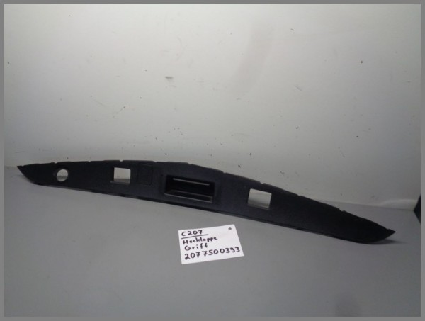 Mercedes A207 Griffleiste Heckklappe Zierleiste 2077500393 Original Taster