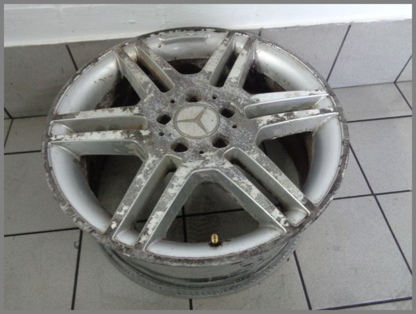 1x Mercedes Benz W204 AMG Alufelge 7,5 x 17 ET47 2044014502 F22 1/1 Original