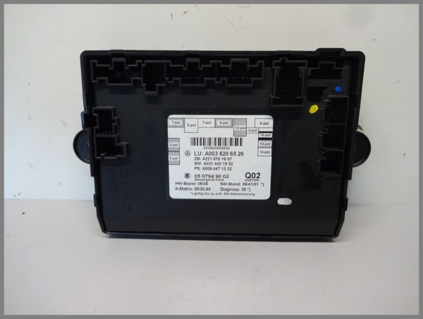 Mercedes Benz W221 S-Class door control unit rear LEFT 0038206526