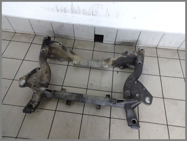 Mercedes W204 front axle subframe integral carrier 2046280957 engine carrier