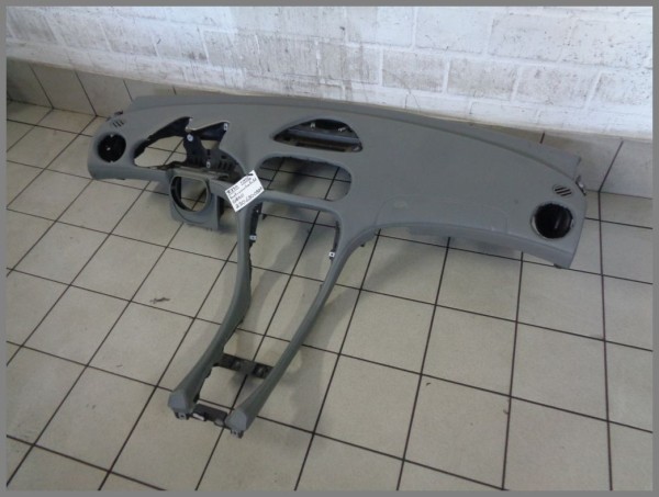 Mercedes Benz R230 SL Armaturenbrett Cockpit Amaturenbrett 2306800987 7F08 GRAU