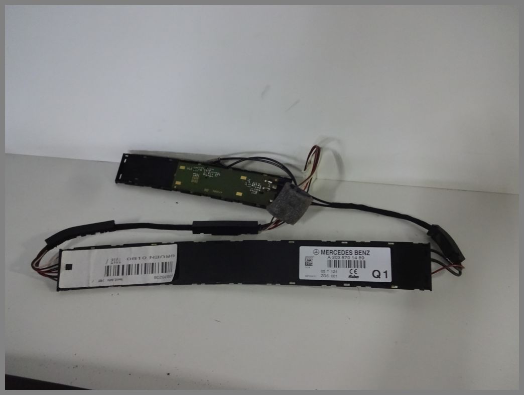 Mercedes Benz MB W203 C-Class Antenna 